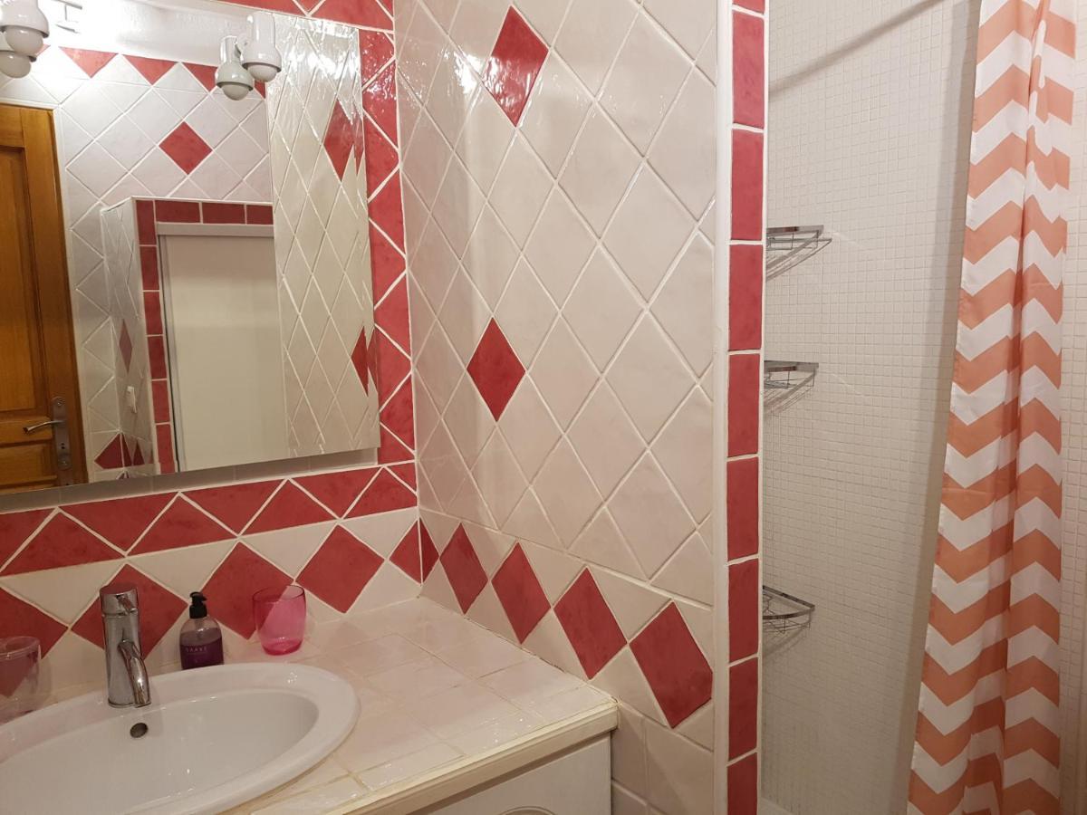 Bienvenue Chez Romane Aigueze Ngoại thất bức ảnh