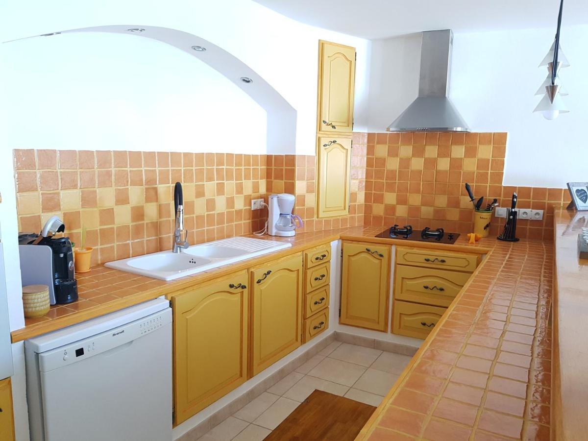 Bienvenue Chez Romane Aigueze Ngoại thất bức ảnh