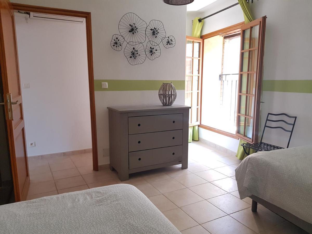 Bienvenue Chez Romane Aigueze Ngoại thất bức ảnh