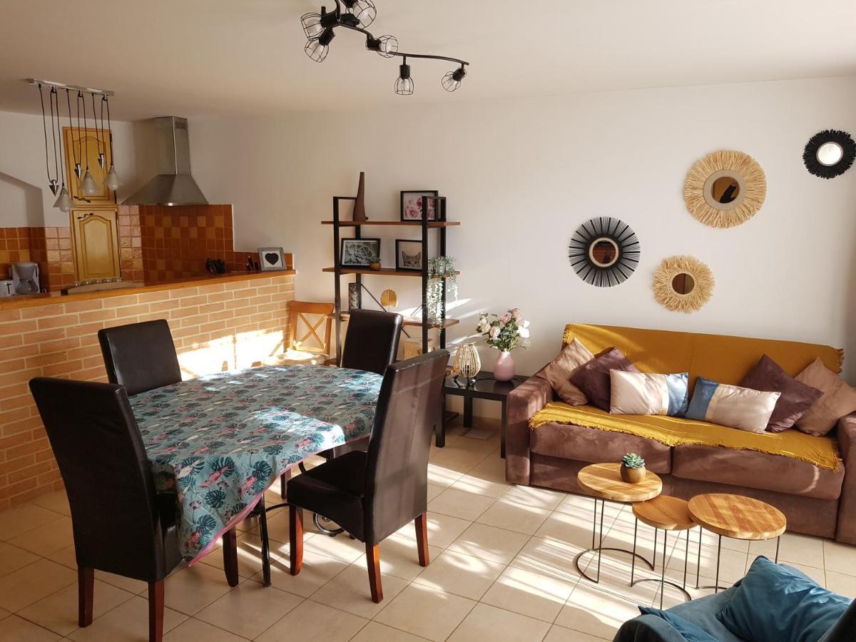 Bienvenue Chez Romane Aigueze Ngoại thất bức ảnh